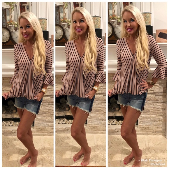 🌸LAST 1! Blush Surplice Hi Lo Ruffle Top! - Picture 4 of 5